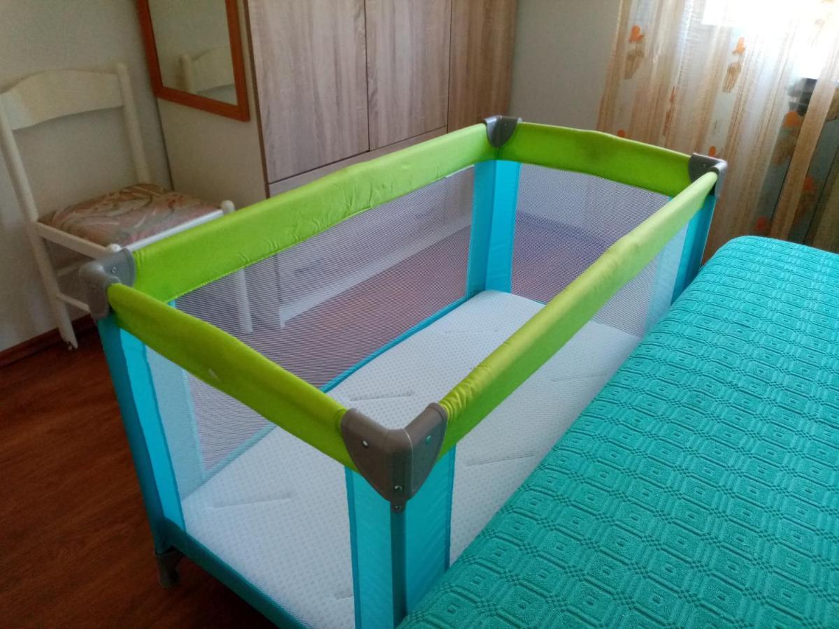 Apartman Violeta Ловран Екстериор снимка